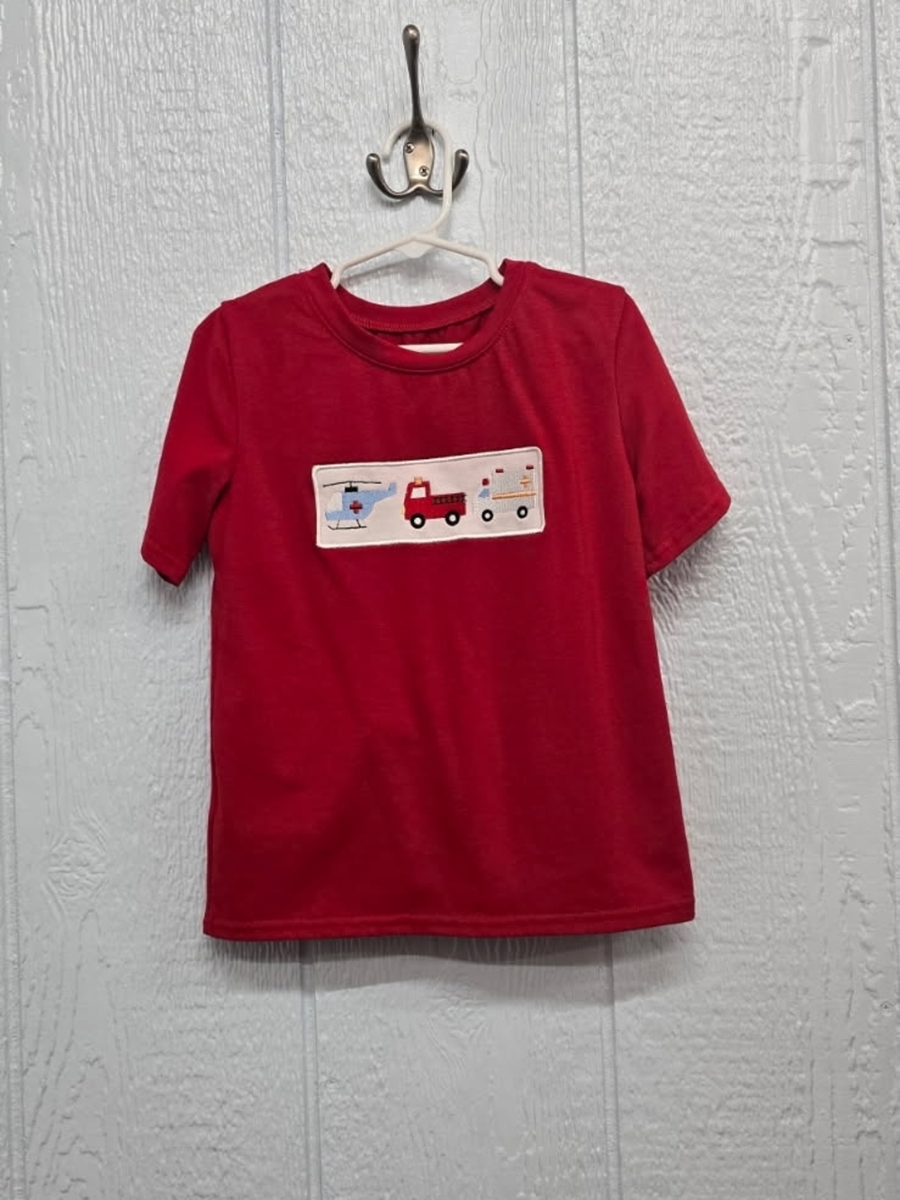 NWT Size 6 Red Kids Short-Sleeve Set with Vehicle Appliqué